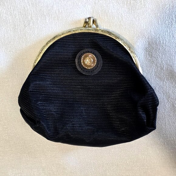 Vtg Nipon Black Micro Mini Clutch Coin Purse Mirror Gold Clam Ribbed 40s Minimal - Picture 3 of 9